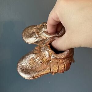 Freshly picked rose gold‎ moccasins